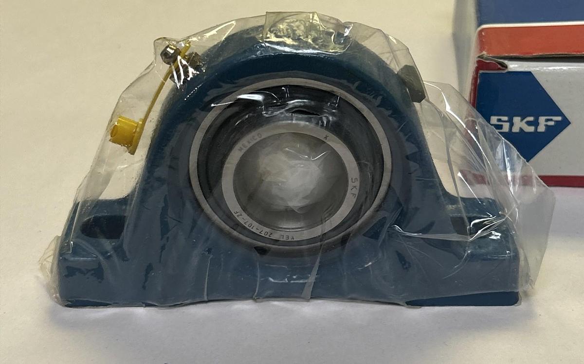 SKF,SY1.7/16WF,PILLOW BLOCK BEARING 1-7/16 INCH BORE NOS