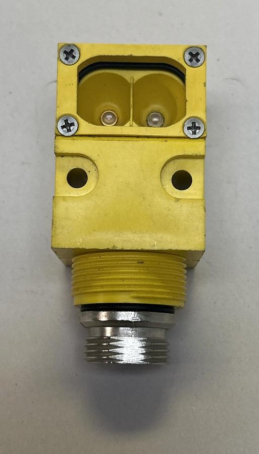 Used BANNER,SM912FQD,FIBER OPTIC SENSOR