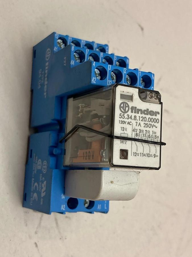 Finder,Type 94.04,Relay Socket 10A 250V