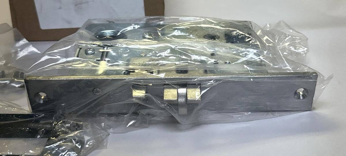 CORBIN RUSSWIN,9900,LOCKBODY PACK NOS