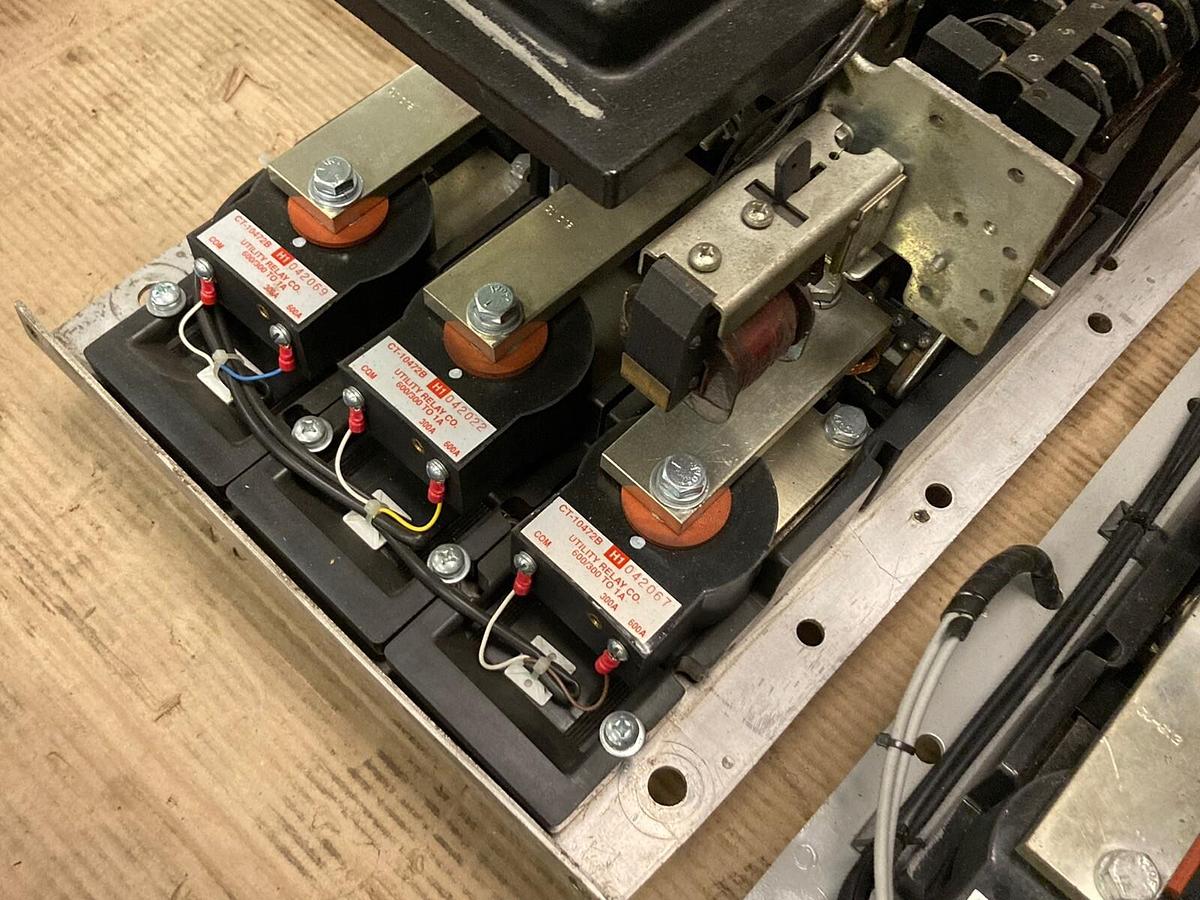 Used General Electric,AK-1-25,3-Pole Air Circuit Breaker 600A 600V