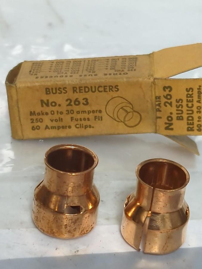 BUSSMANN,263,FUSE REDUCER SET 60 TO 30AMP 250 VOLT LOT OF 2 SETS NOS