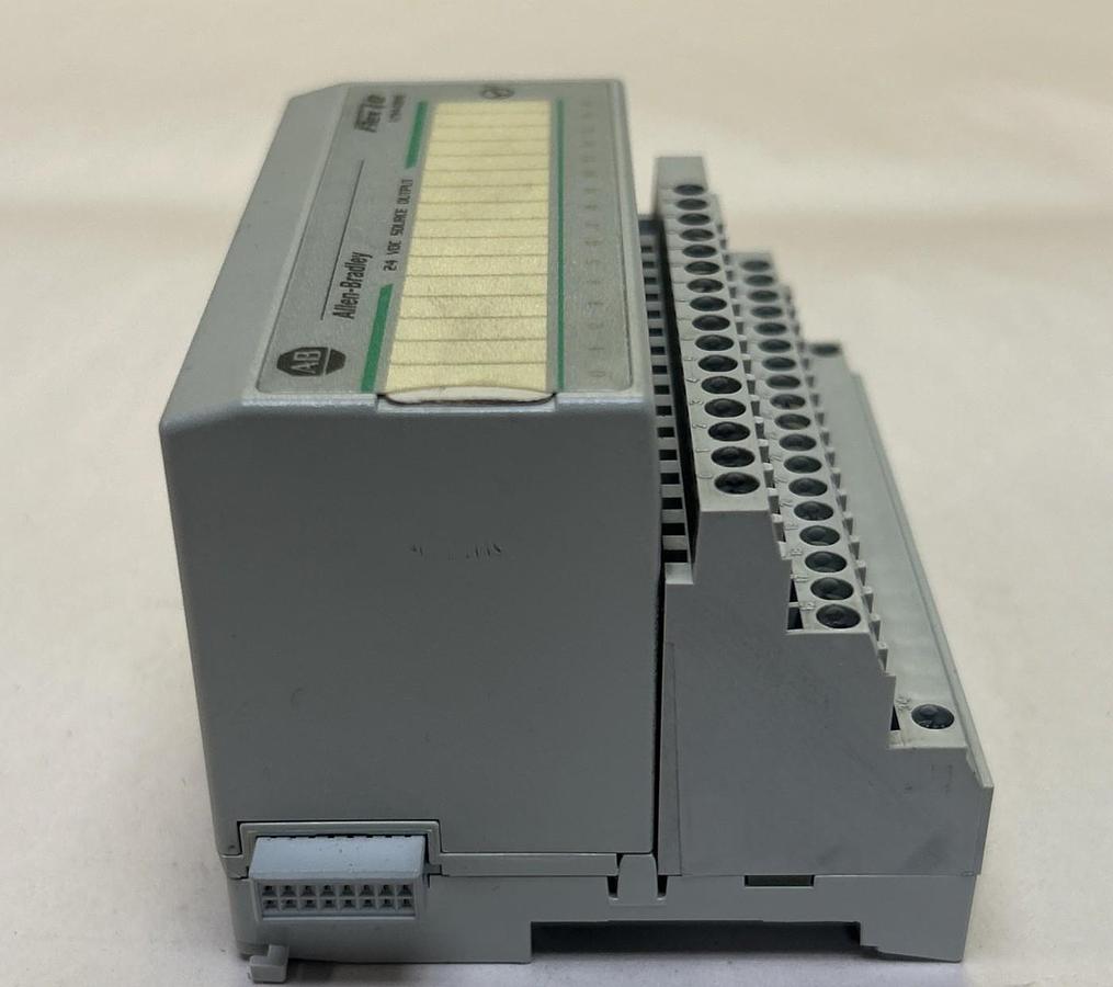 Used ALLEN BRADLEY,1794-OB16,FLEX I/O OUTPUT MODULE