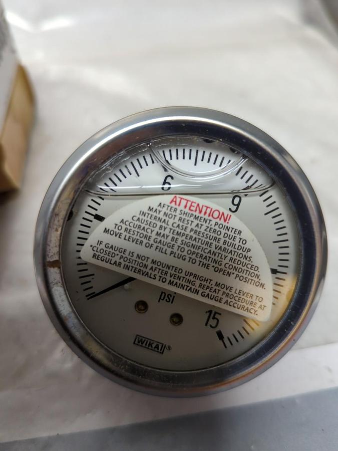 WIKA,4270828-0010,GAUGE 2-1/2 IN FACE 1/4 IN NPT BACK CONNECTION 15PSI NOS