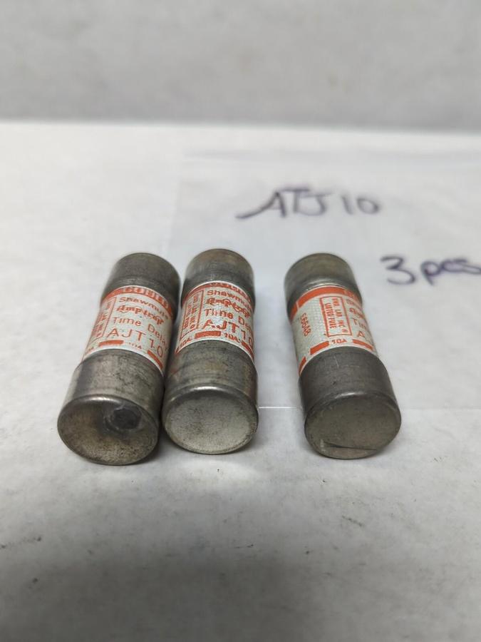Used GOULD SHAWMUT,AJT10,AMP-TRAP 10 AMP FUSE LOT OF 3 PRE-OWNED