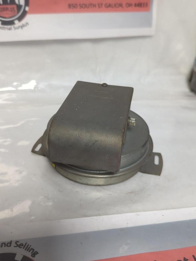 Used TDI,AP5014-60,ADJUSTABLE AIR PRESSURE SWITCH PRE-OWNED