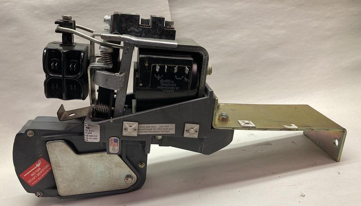 Used Hubbell,HC14-193-101-582,Contactor Type 700 600Vdc 1000A