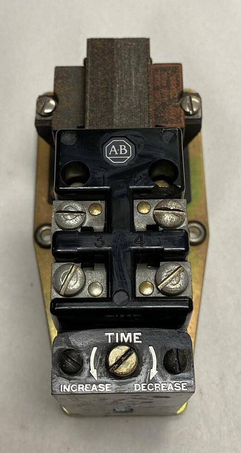 Used Allen-Bradley,849A-Z0D24,Series B Pneumatic Timing Relay 120V-60 Hz