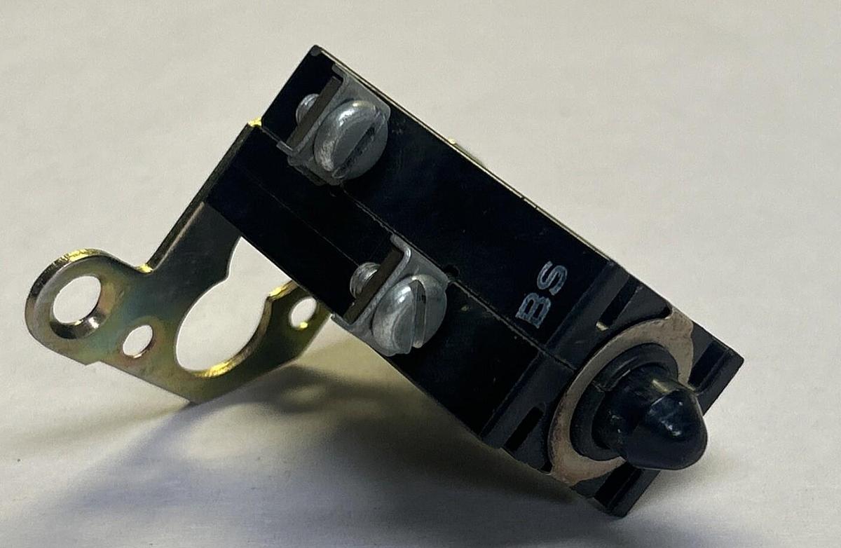 Used GENERAL ELECTRIC,CR2840U201,AUXILIARY CONTACT