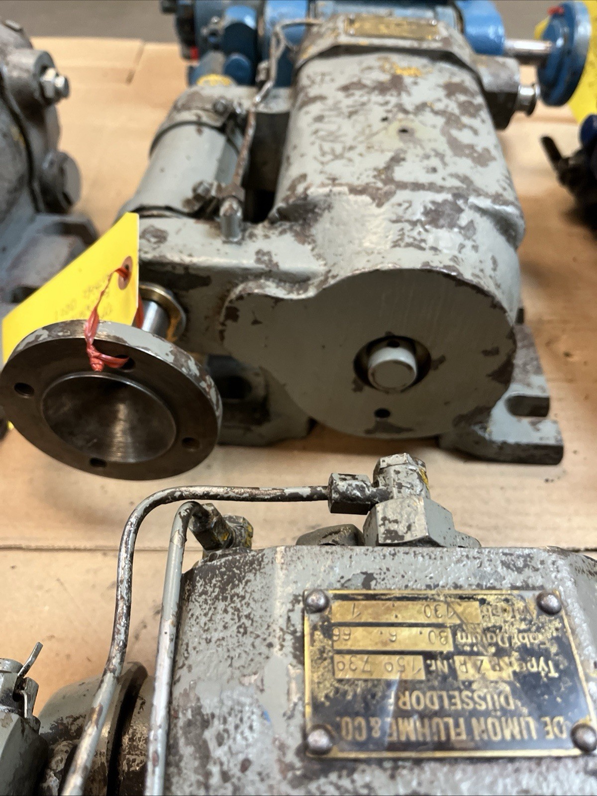 Used DE LIMON FLUHME,FZR 159-752,CENTRAL GREASE PLUNGER PUMP