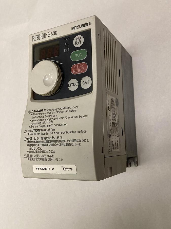 Used Mitsubishi,FR-S520E-0.4K,Inverter Drive 2.6A  3PH 200-240V