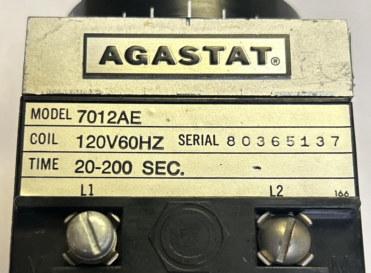 Used AGASTAT,7012AE,TIME DELAY RELAY 20-200 SECONDS