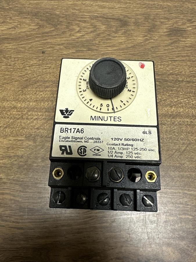 Used Eagle Signal Controls,BR17A6,Timer 120V 50/60 HZ