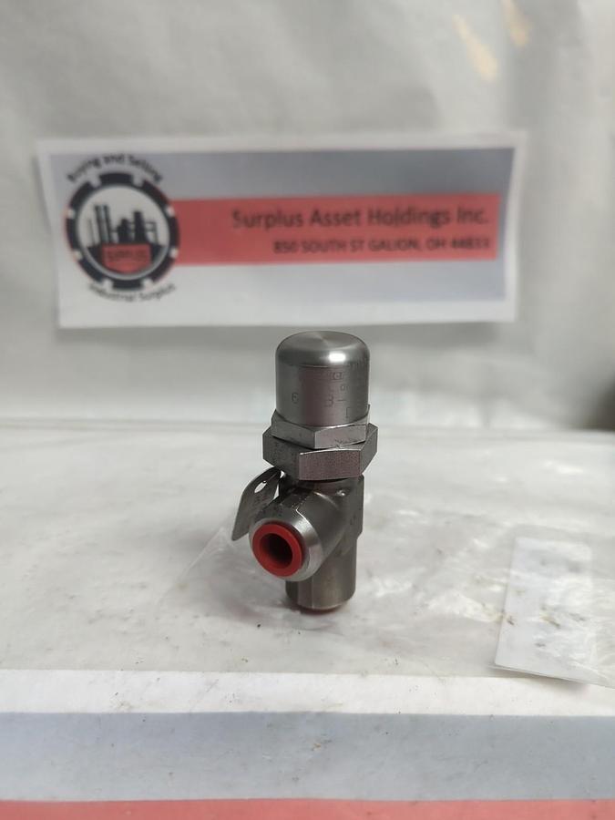 PARKER,642B-13-1/4-2,PRESSURE CONTROL VALVE 3200 PSI NOS