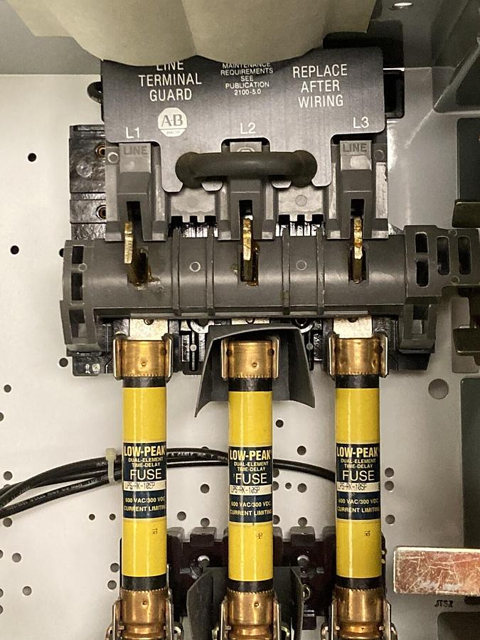 Used Allen-Bradley,2100 2192F,30 Amp 12 INCH Fused MCC Disconnect Feeder Bucket