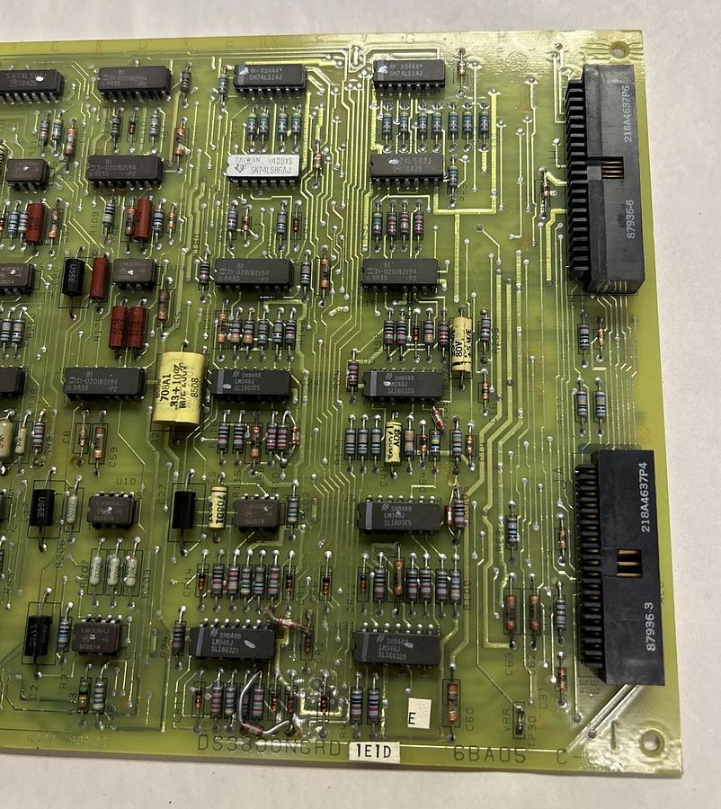 Used GENERAL ELECTRIC,DS3800NGRD1E1D,CIRCUIT BREAKER