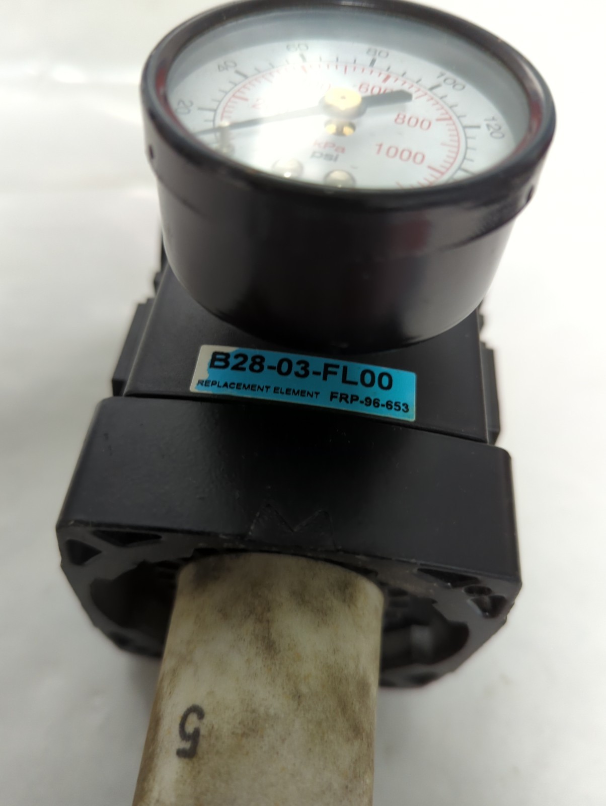 Used WILKERSON,B28-03-FL00,FILTER REGULATOR PRE-OWNED