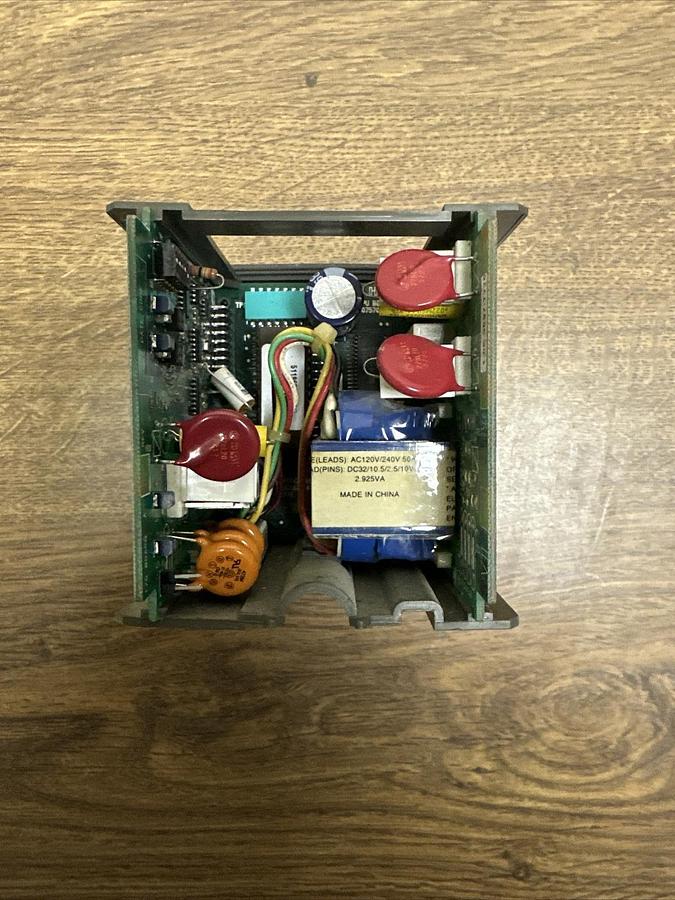 Used Honeywell,DC200E,Temperature Controller