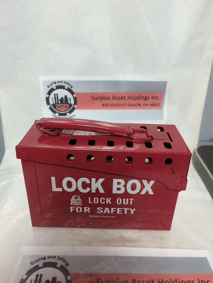 Used BRADY,LOCK-BOX,LOCK OUT SAFETY 9X6X3.5 INCHES PRE-OWNED