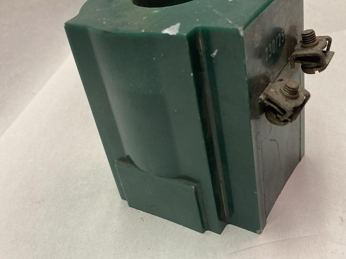 Used General Electric,22D101G2A,Operating Coil 230/250 VDC