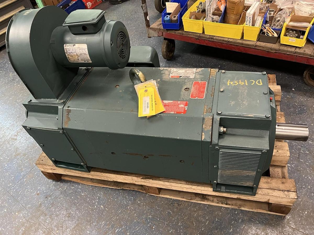 Used RELIANCE,C3214ATZ,RPM III DC MOTOR 200HP 1750RPM 500VDC