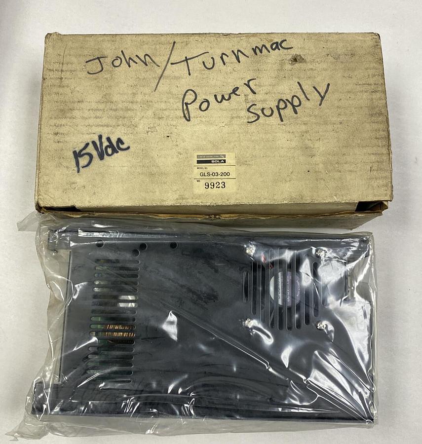 Sola,GLS-03-200,Power Supply Input 100-240V 5.2A Output 200W 15.0 VDC 13.4A NOS