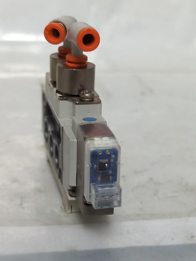 Used SMC,SY5160-5L0Z-N3,SOLENOID VALVE PRE-OWNED