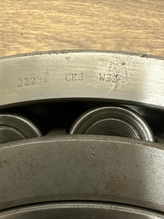 SKF,22232 CKJ W33,Spherical Roller Bearing
