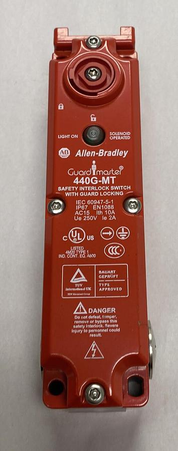 Allen Bradley,440G-MT,Safety Interlock Switch NOS