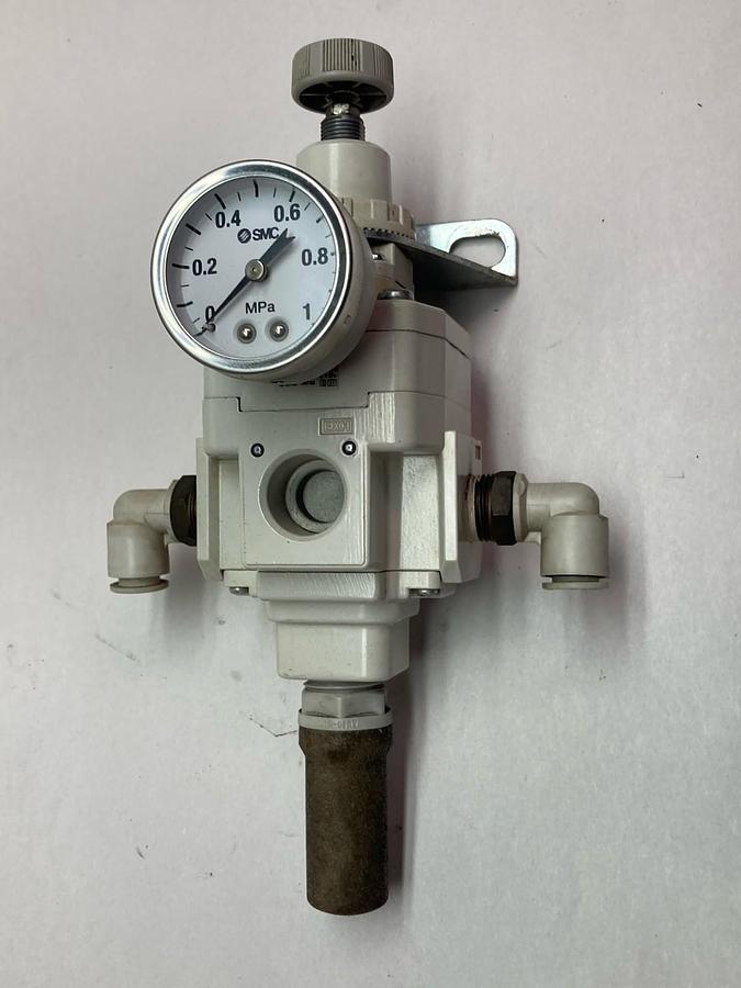 Used SMC,IR3020-03BG-A,Precision Air Regulator Relief Valve