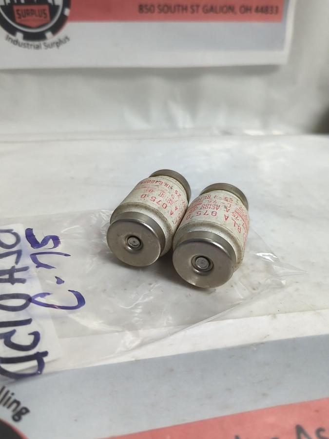 Used FUJI,C-75,BOTTLE FUSE 75 AMP LOT OF 2 PRE-OWNED