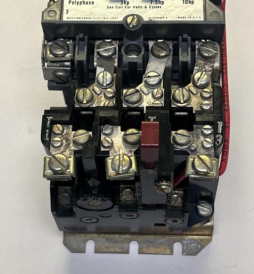 Used WESTINGHOUSE,A200M1CAC,NON-REVERSING STARTER SIZE 1 27AMP