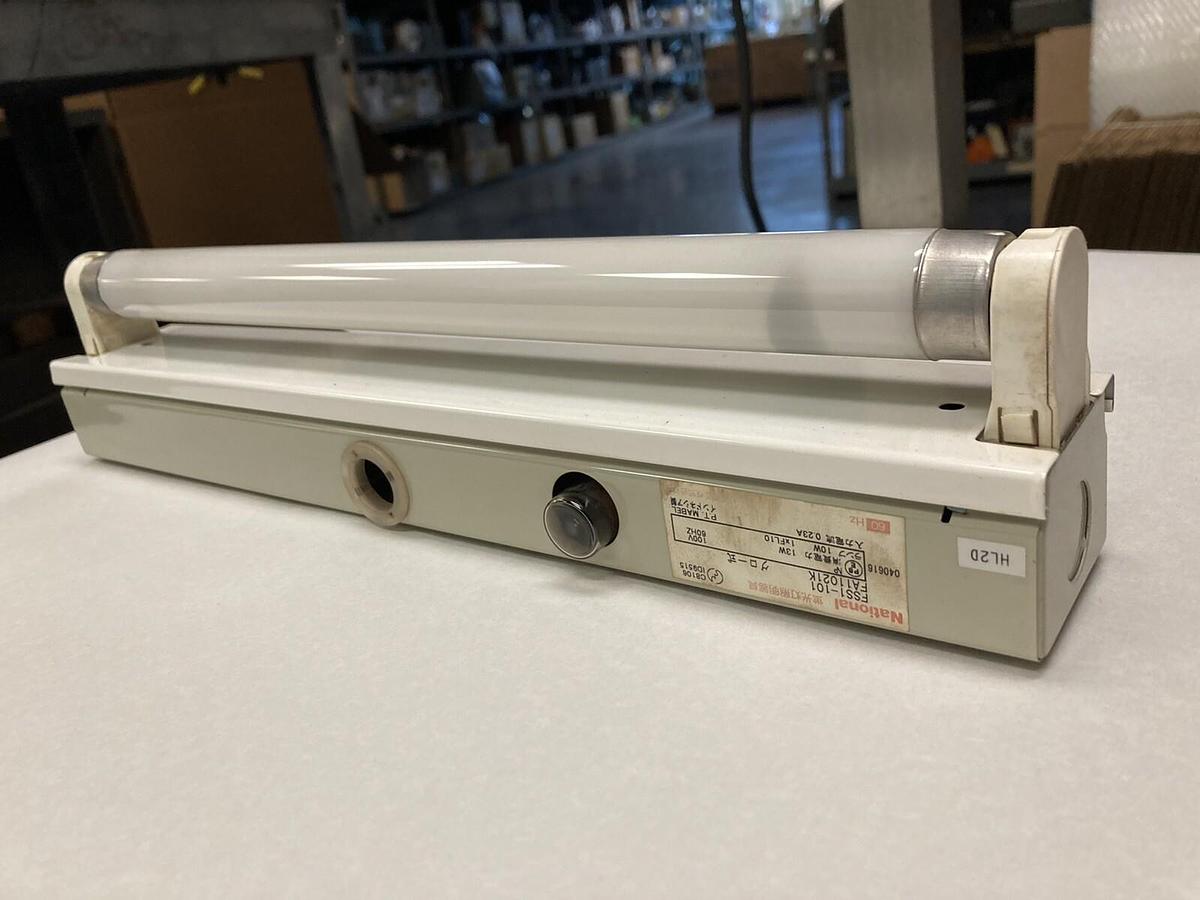 Used National,FSS1-101,Electrical Enclosure 12 IN Fluorecent Light W/Switch 100V 60Hz