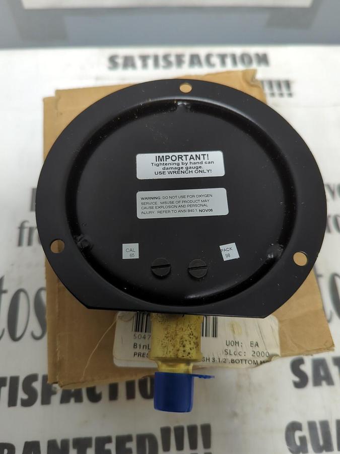 MARSH BELLOFRAM,H1258 3.5-QUAL,1/4 INCH NPT 300PSI GAUGE NEW