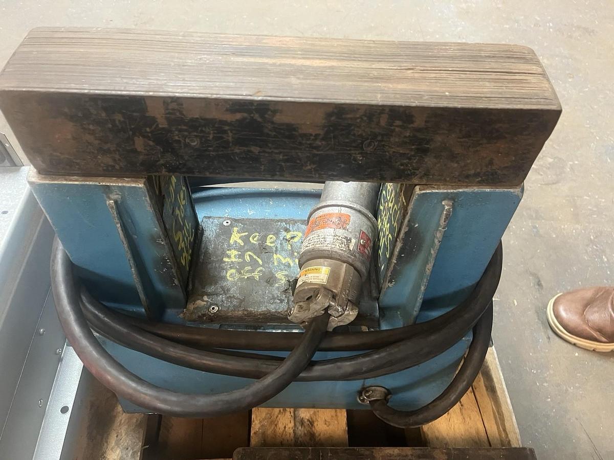 Used JAMES MORTON,MODEL BC,RECO INDUCTION BEARING HEATER 440V 1PH 30A