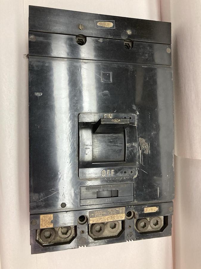Used Square D,MAF366001021,3-Pole Circuit Breaker 600VAC 250VDC 600A