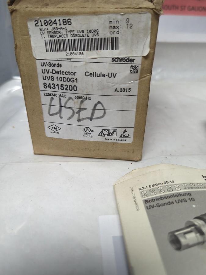 Used KROM SHRODER,84315200,UV DETECTOR 220/240VDC 50/60HZ UVS-10D0G1 LOT OF 2 USED