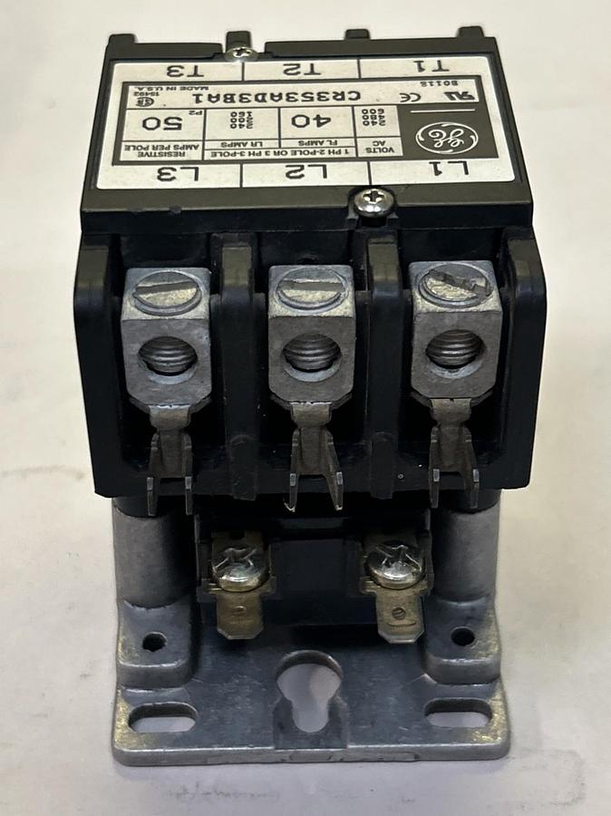 Used GENERAL ELECTRIC,CR353AD3BA1,DEFINITE PURPOSE CONTACTOR 40A 600V 3P