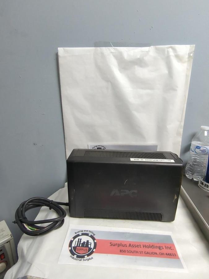 Used APC,BR700G,BACK-UPS PRO 700 WITH BATTERY PRE-OWNED