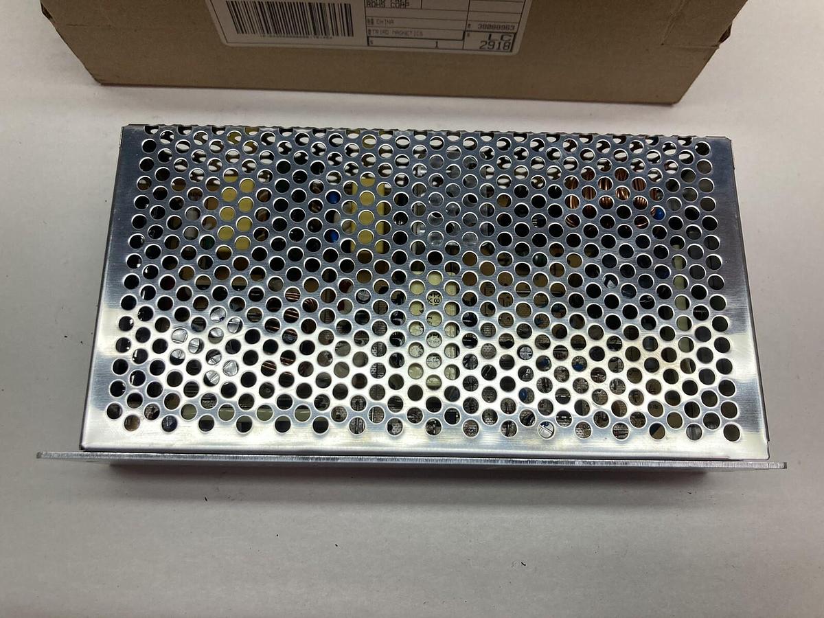 Triad,AWSP150-5,AC-DC Converter 100-240Vac 50-60Hz 2/7A