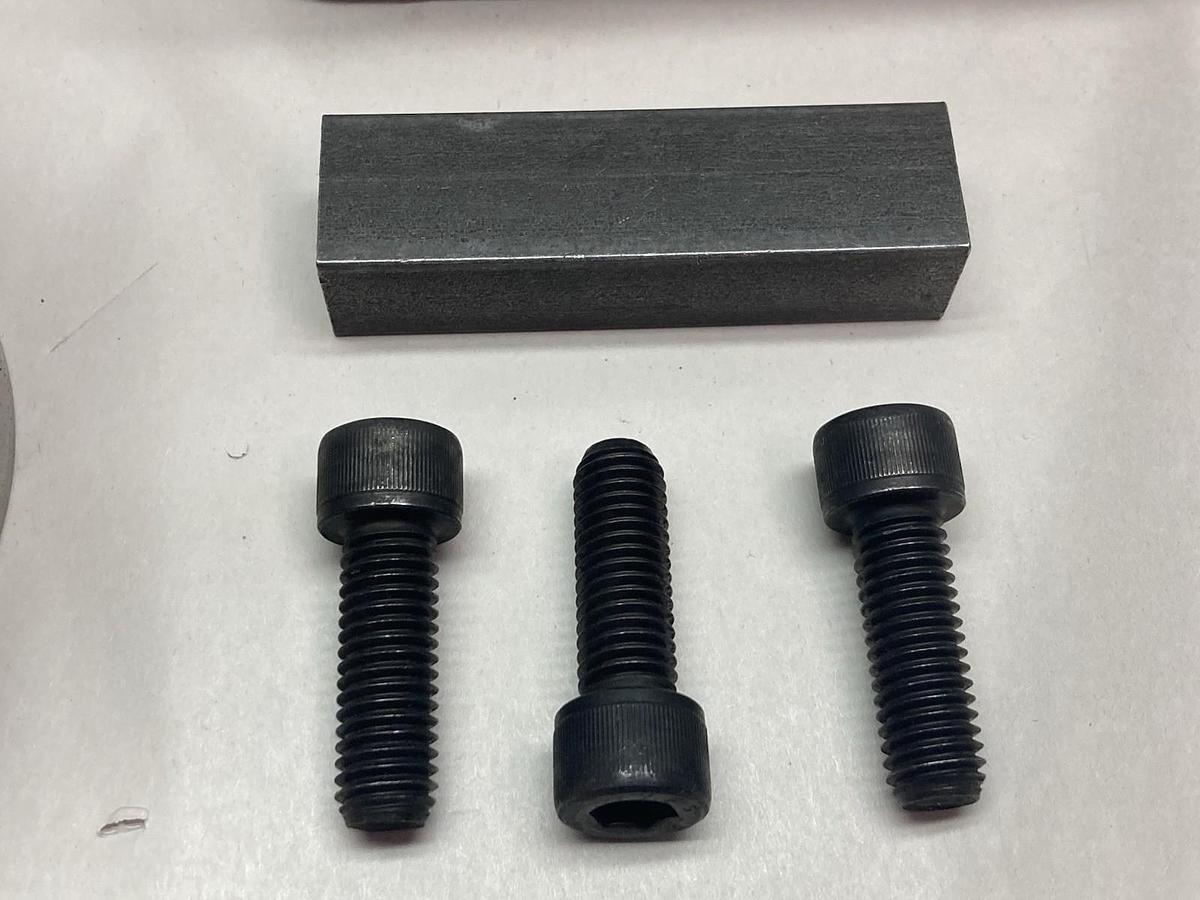 Baldor Dodge,AV09130460,117703 Coupling Hub 3535x3-15/16-KW