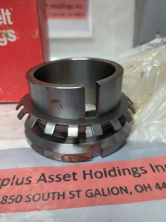 LINK BELT,SNW1721516,BEARING ADAPTER SLEEVE 2-15/16 INCH NOS