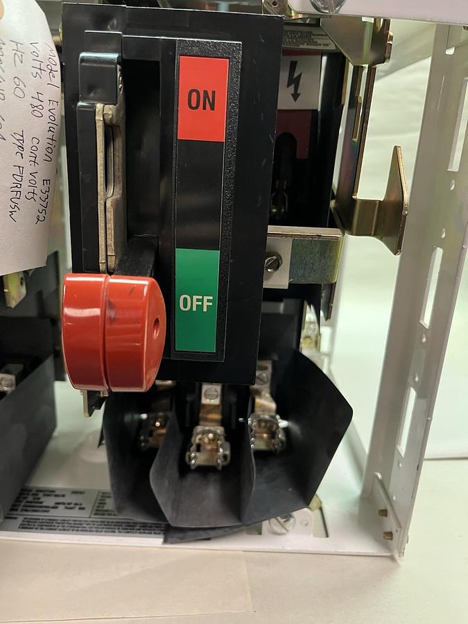 Used GE,E33752,EVOLUTION 60 AMP FDRFUSW DUAL FUSED DISCONNECT MCC BUCKET