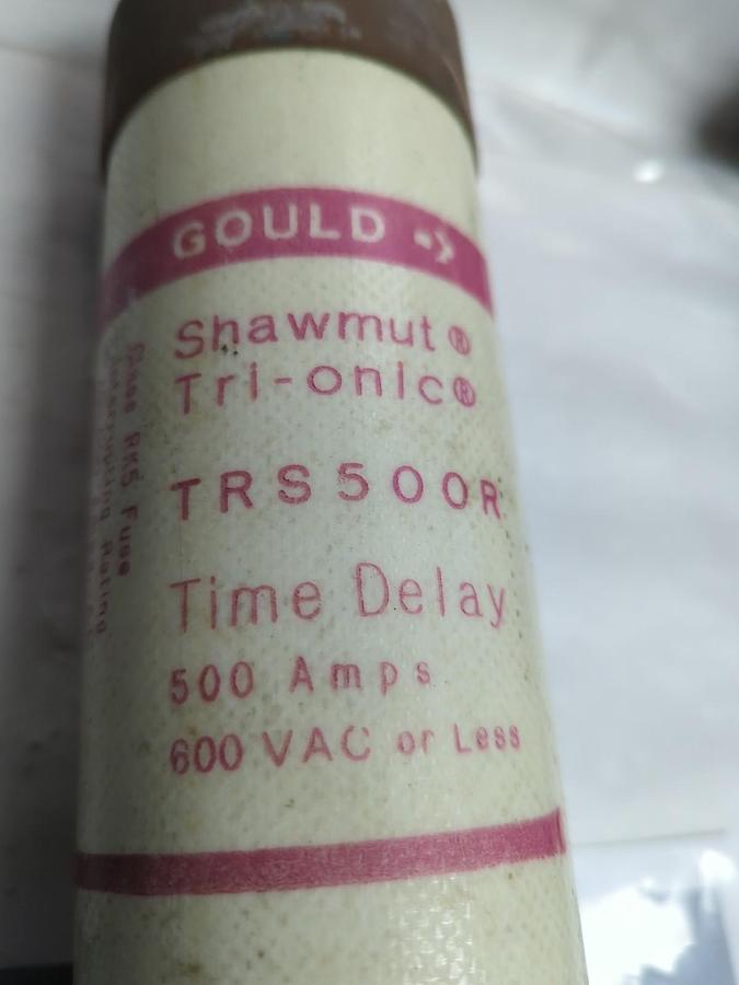 Used GOULD SHAWMUT,TRS500R,TRI-ONIC TIME-DELAY 500 AMP FUSE PRE-OWNED
