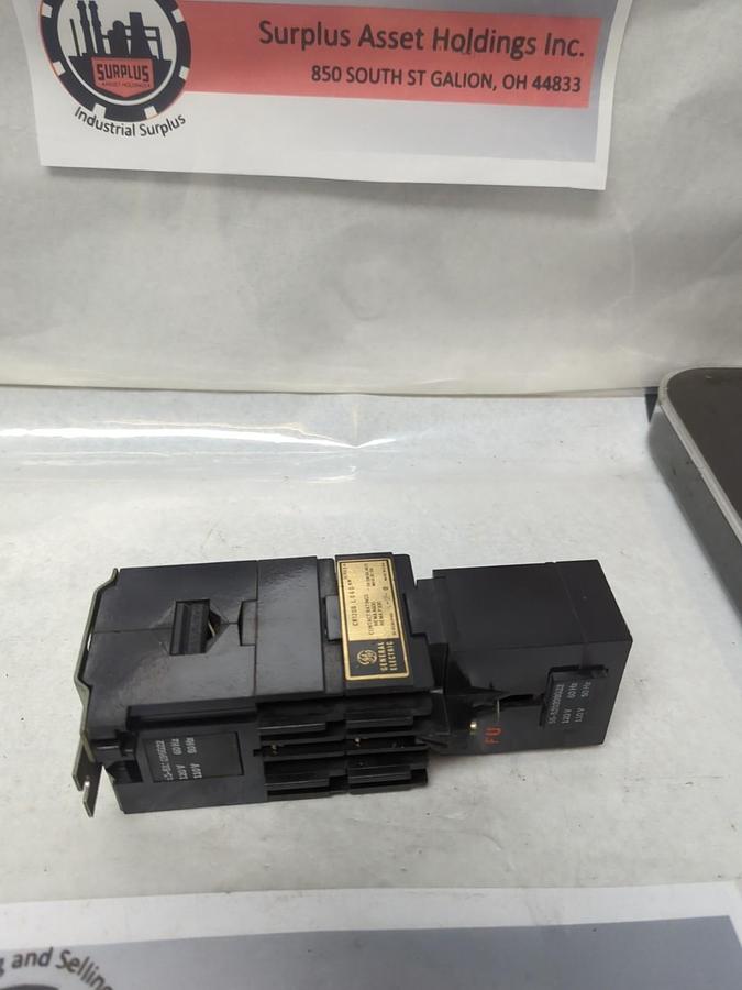 Used GENERAL ELECTRIC,CR120B L060,SER A INDUSTRIAL LATCH RELAY 110/120V 50/60HZ USED