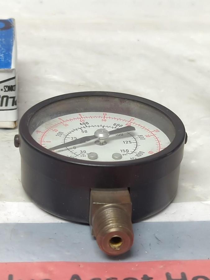 MARSHALL TOWN,G10193,GAUGE 2-1/2 IN FACE 1/4 IN NPT BOTTOM CONNECTION NOS