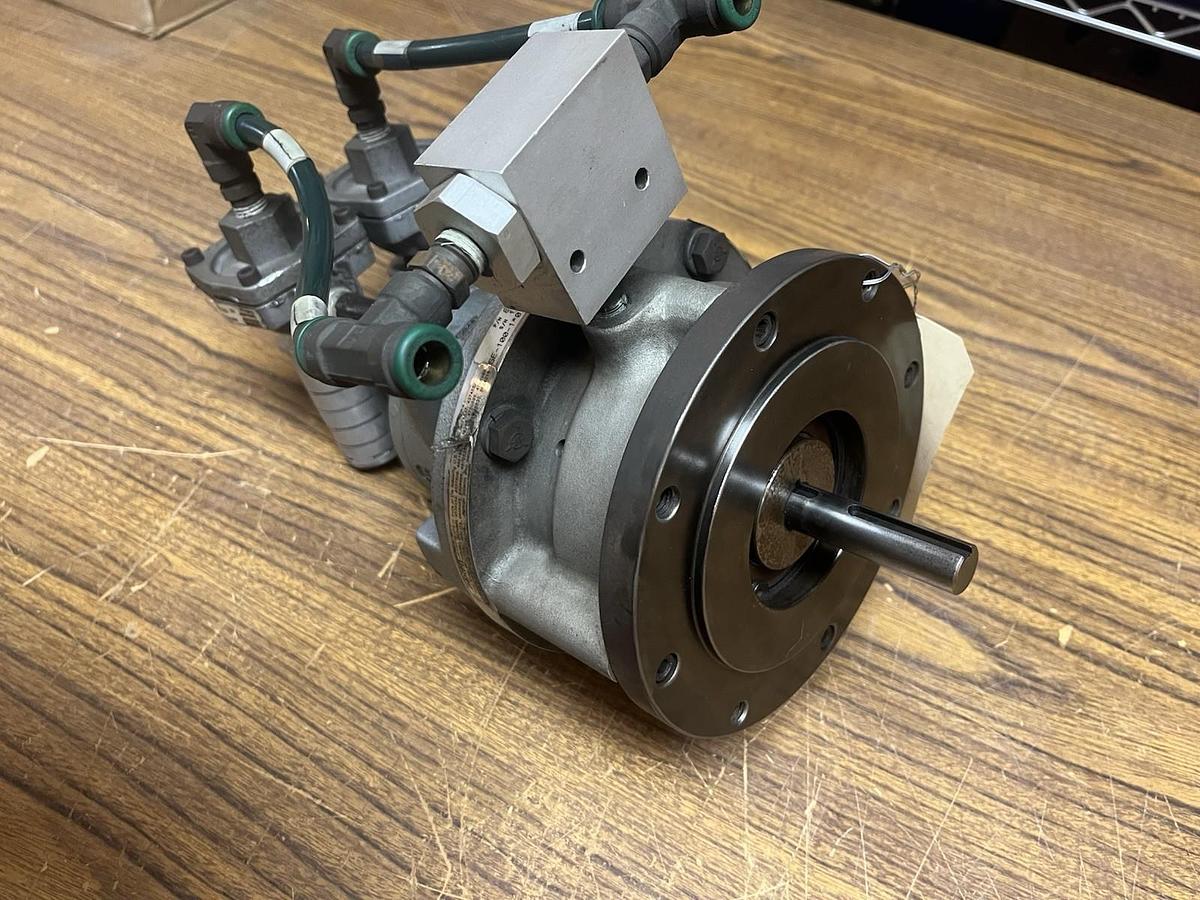 Used NEXEN,805900,SE-100-1 BORE .625 AIR CLUTCH BRAKE GAST 4AM-NRV-70C MOTOR