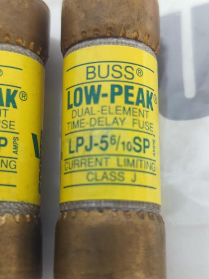 COOPER BUSSMANN,LPJ-5-6/10SP,LOW-PEAK 5-6/10 AMP FUSE LOT OF 2 NOS