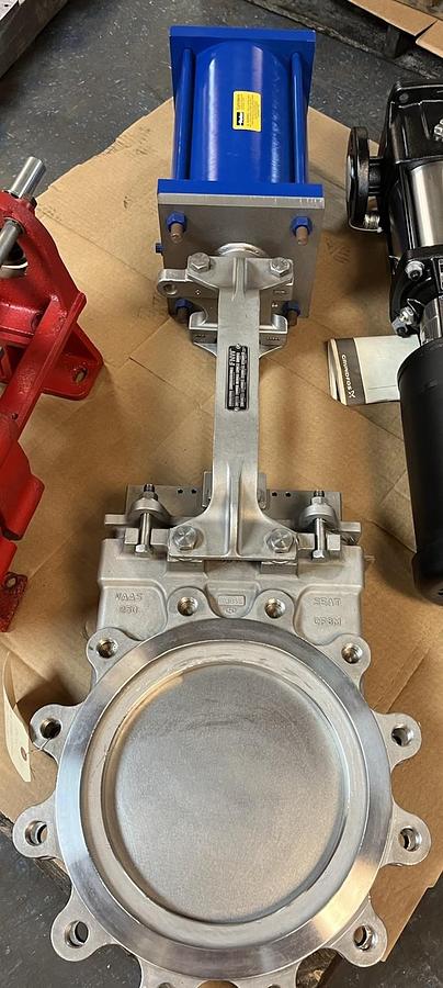 FNW,6500S10, PNEUMATIC ACTUATOR SIZE 10" KNIFE GATE VALVE SS316 CF8M 150CWP