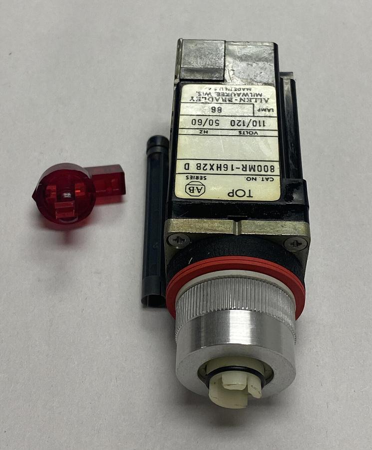 Allen-Bradley,800MR-16HA2BRA,Illuminated Selector Switch NOS